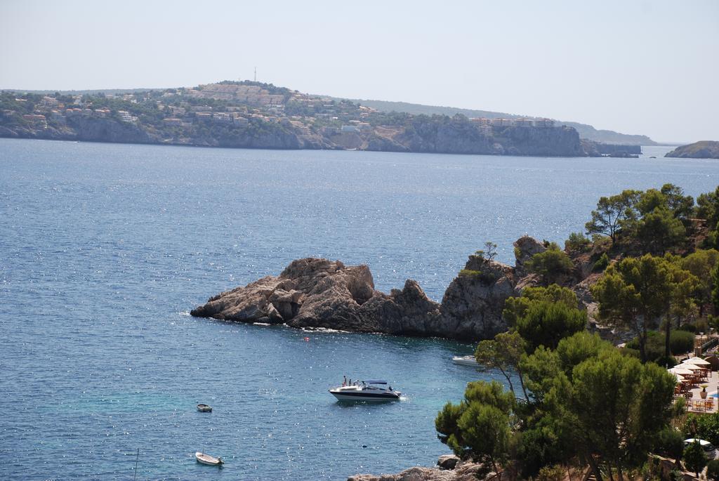 Hotel Petit Cala Fornells Пагера Екстериор снимка