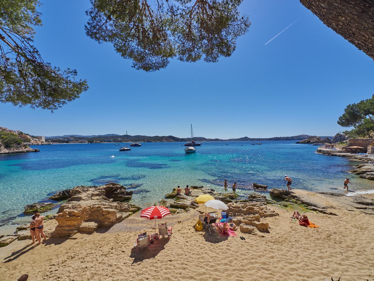 Hotel Petit Cala Fornells Пагера Екстериор снимка