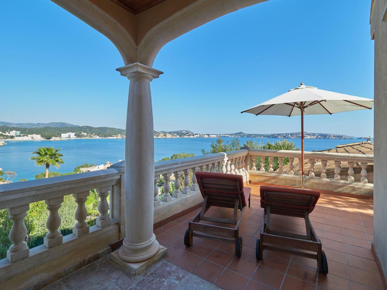 Hotel Petit Cala Fornells Пагера Екстериор снимка