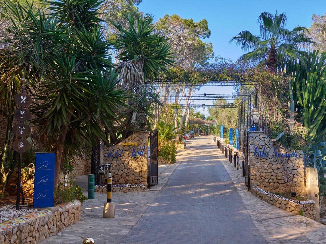 Hotel Petit Cala Fornells Пагера Екстериор снимка